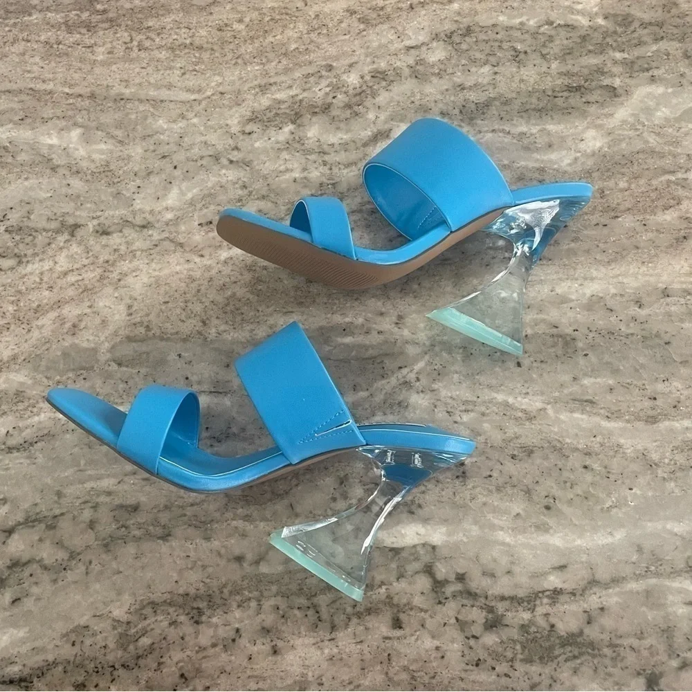 Nwt Steven New York Brinne Lucite Strappy Sandal Light Blue Size 7.5